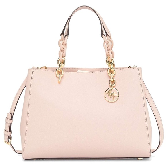 MICHAEL Michael Kors Handbags - NWT 💕 MIchael Kors Blush Cynthia Leather Handbag